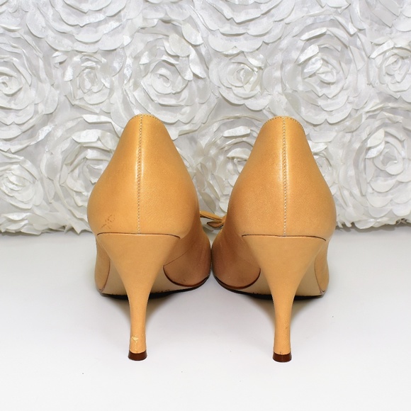 Gianni Bini Nude Leather Heels - Picture 7 of 8